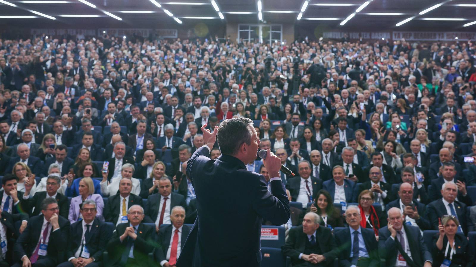 chp darbeye ve kayyima hayir sloganiyla 22nci olaganustu kurultaya gidiyor IyYkkPh5