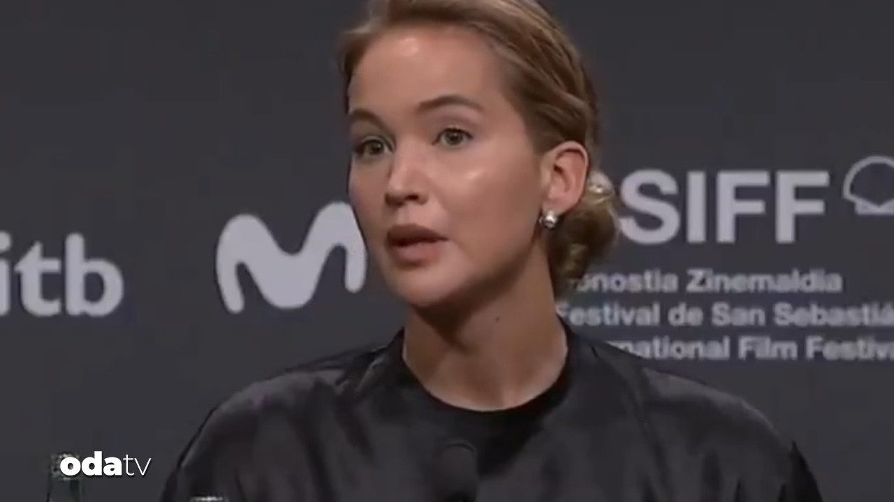 jennifer lawrencetan gazzeye destek soykirimdan farkli degil Tu9dtGRJ