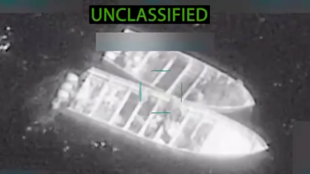 abd uyusturucu tasidigi iddiasiyla 4 tekneye saldiri duzenlendigini acikladi QMJCDAtM.jpg