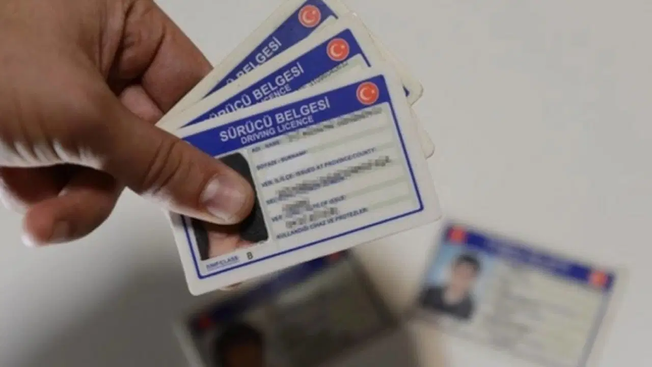 eski tip ehliyeti olanlar dikkat yenilemek icin son tarih 31 ekim aKlVbMfk.jpg