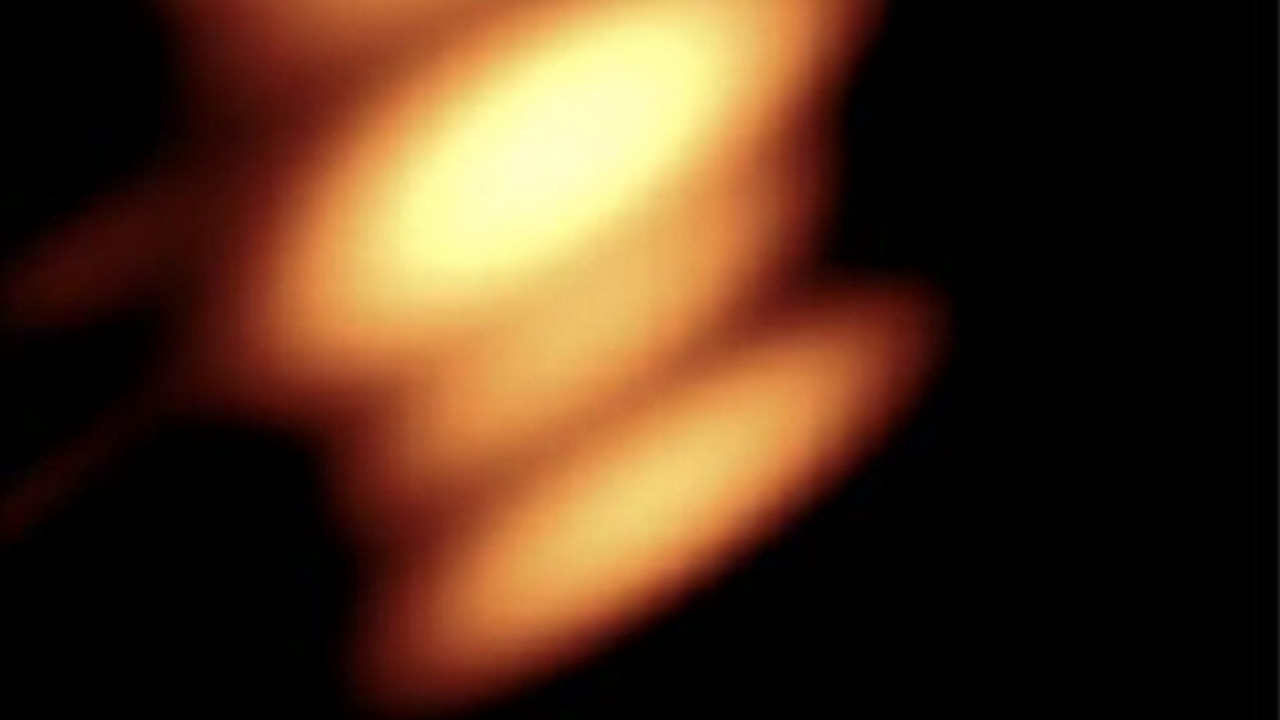 iki kara delik olumcul bir yorunge dansinda e4TiWXRj.jpg