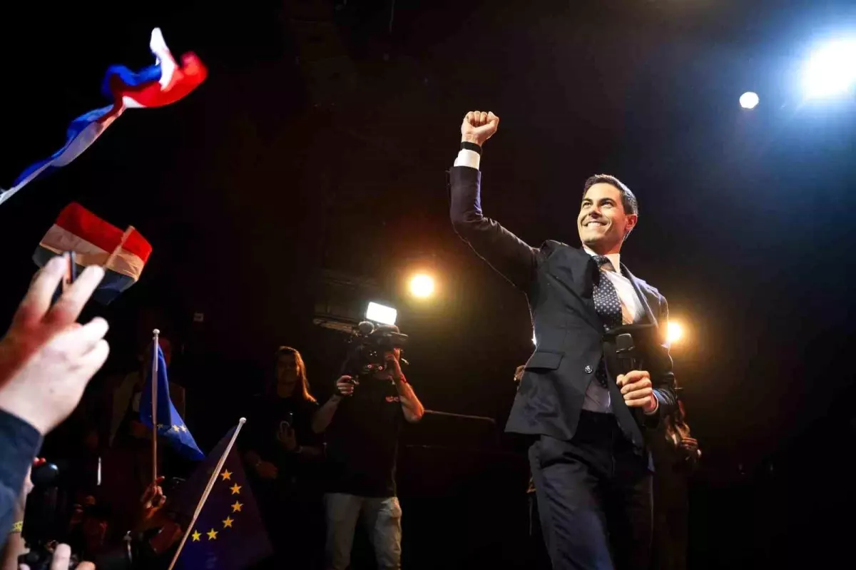 hollandada d66 partisi secim zaferini ilan etti XTzbSlFq.jpg