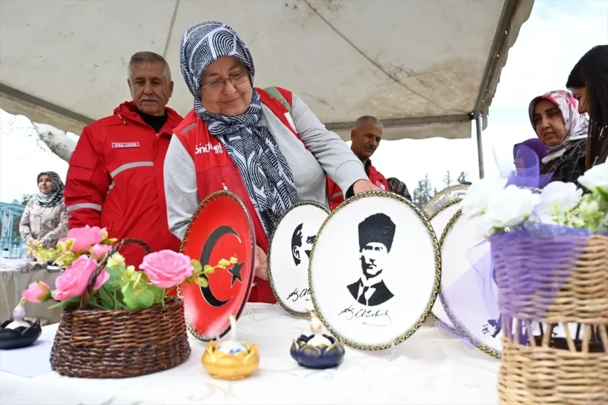 Kadirli’de Sosyal Dayanışma İçin Kermes Etkinliği