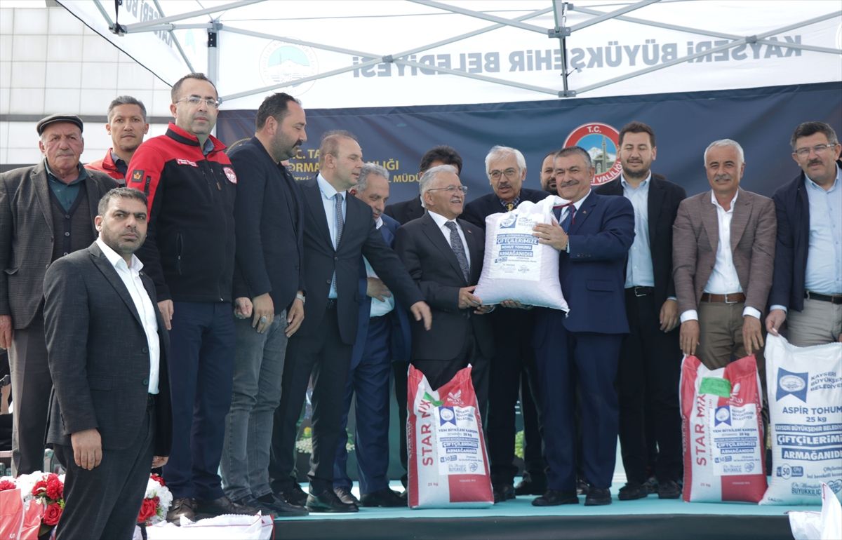 Kayseri’de Çiftçilere Tohum Dağıtımı ve Destek Programı