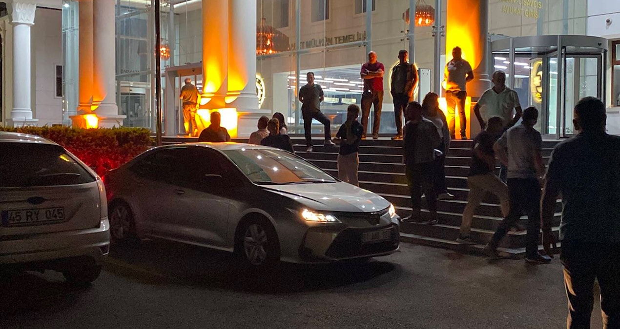 Eski akcakoca belediye baskani tahliyeden saatler sonra yeniden tutuklandi PwSFR5ld